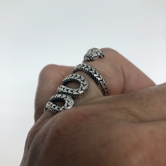 Vintage Snake Ring (adjustable) - Picture 3 of 7
